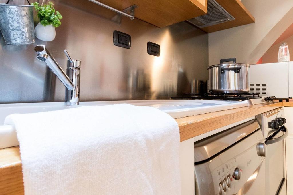 Altido Warm Apt For 4 In Porta Venezia Central Milano Eksteriør billede